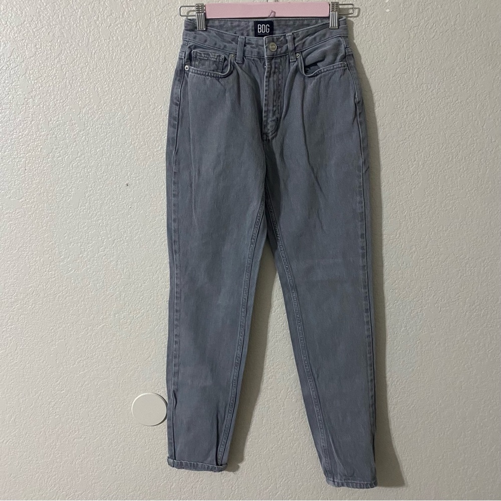 BDG Urban Outfitters High Rise Mom Jean